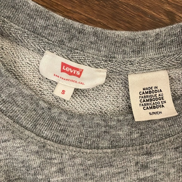 Levis sweater top - Picture 2 of 5